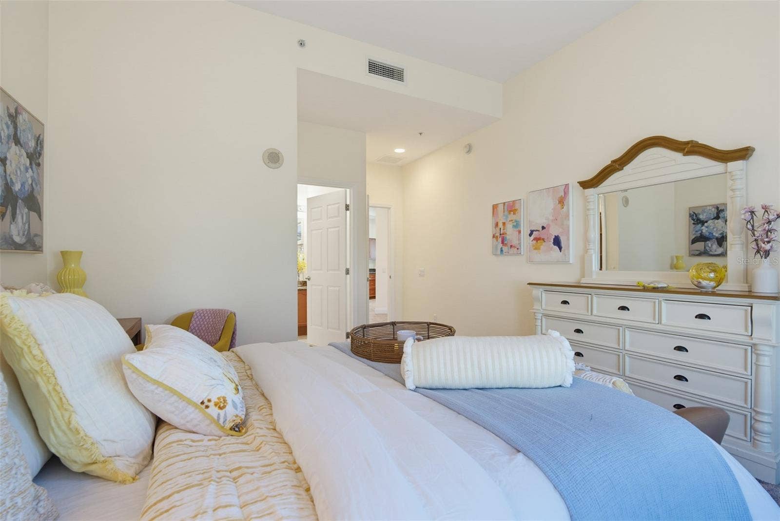 2 OCEANS WEST BOULEVARD, #103, Daytona Beach Shores, FL 32118