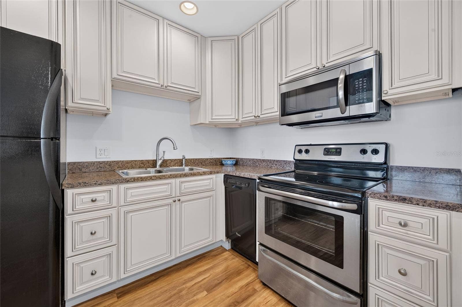 935 N HALIFAX AVENUE, #1105, Daytona Beach, FL 32118 935 N HALIFAX AVENUE, #1105, Daytona Beach, FL 32118