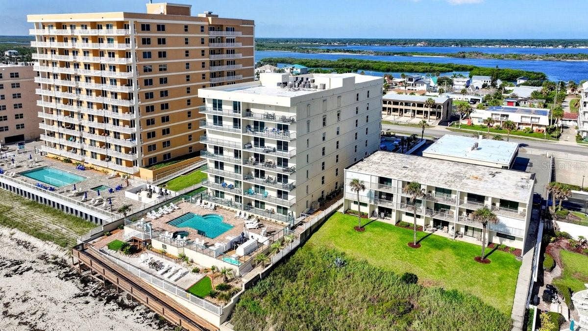 3797 S ATLANTIC AVENUE, #202, Daytona Beach Shores, FL 32118 3797 S ATLANTIC AVENUE, #202, Daytona Beach Shores, FL 32118