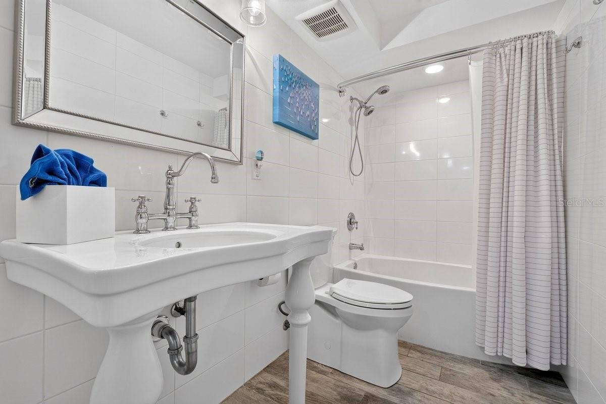 3797 S ATLANTIC AVENUE, #202, Daytona Beach Shores, FL 32118 Guest Bathroom