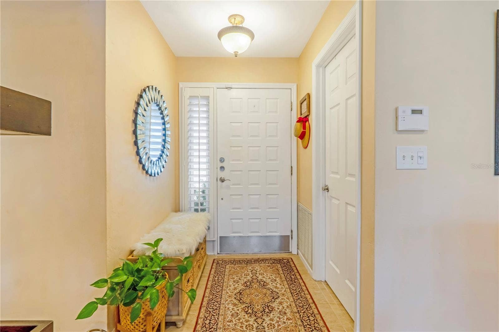 150 BLUE HERON DRIVE, #B, Daytona Beach, FL 32119 Foyer entry