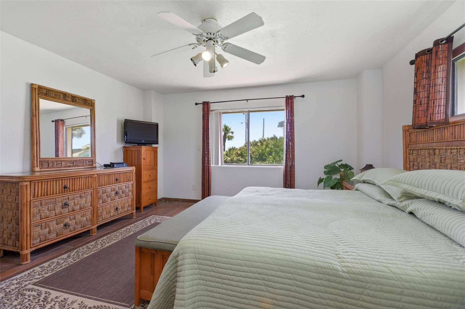 2860 OCEAN SHORE BOULEVARD, #1010, Ormond By The Sea, FL 32176