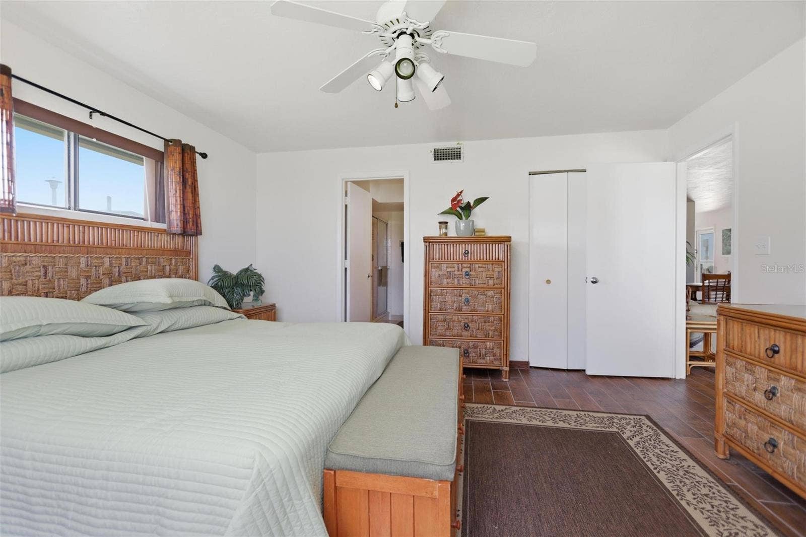 2860 OCEAN SHORE BOULEVARD, #1010, Ormond By The Sea, FL 32176