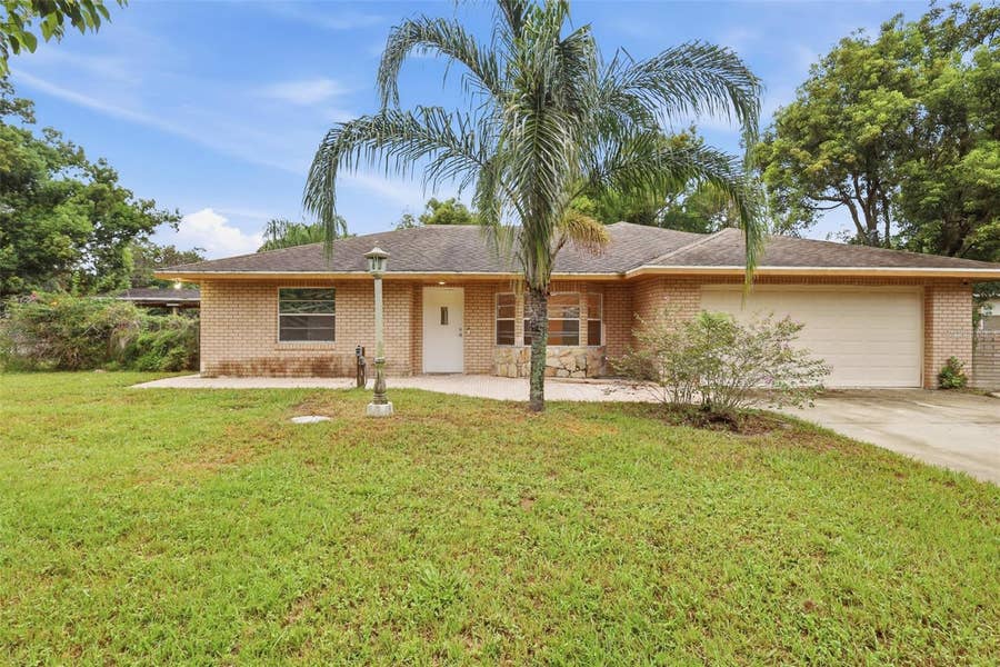 Property photo for 1098 E DE CARLO DRIVE, Deltona, FL