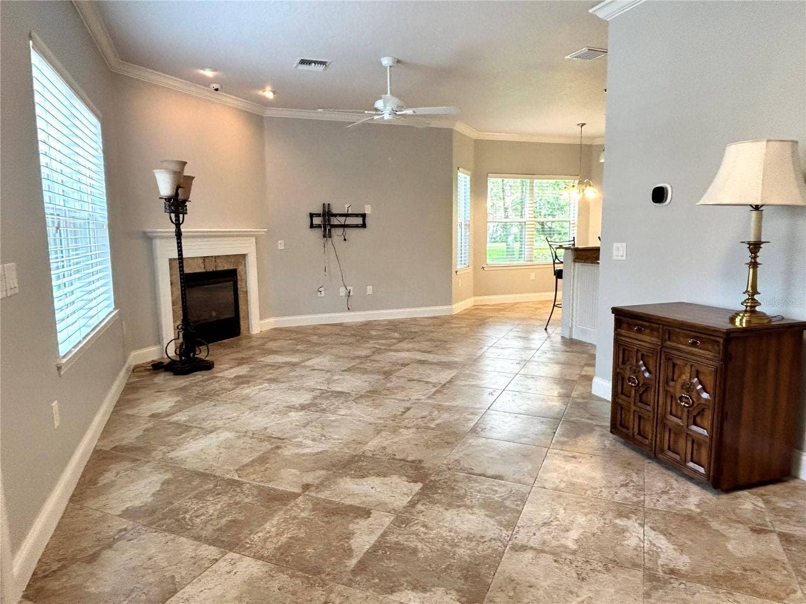 1701 TIMBER EDGE DRIVE, Deland, FL 32724 In-law Apartment Living room