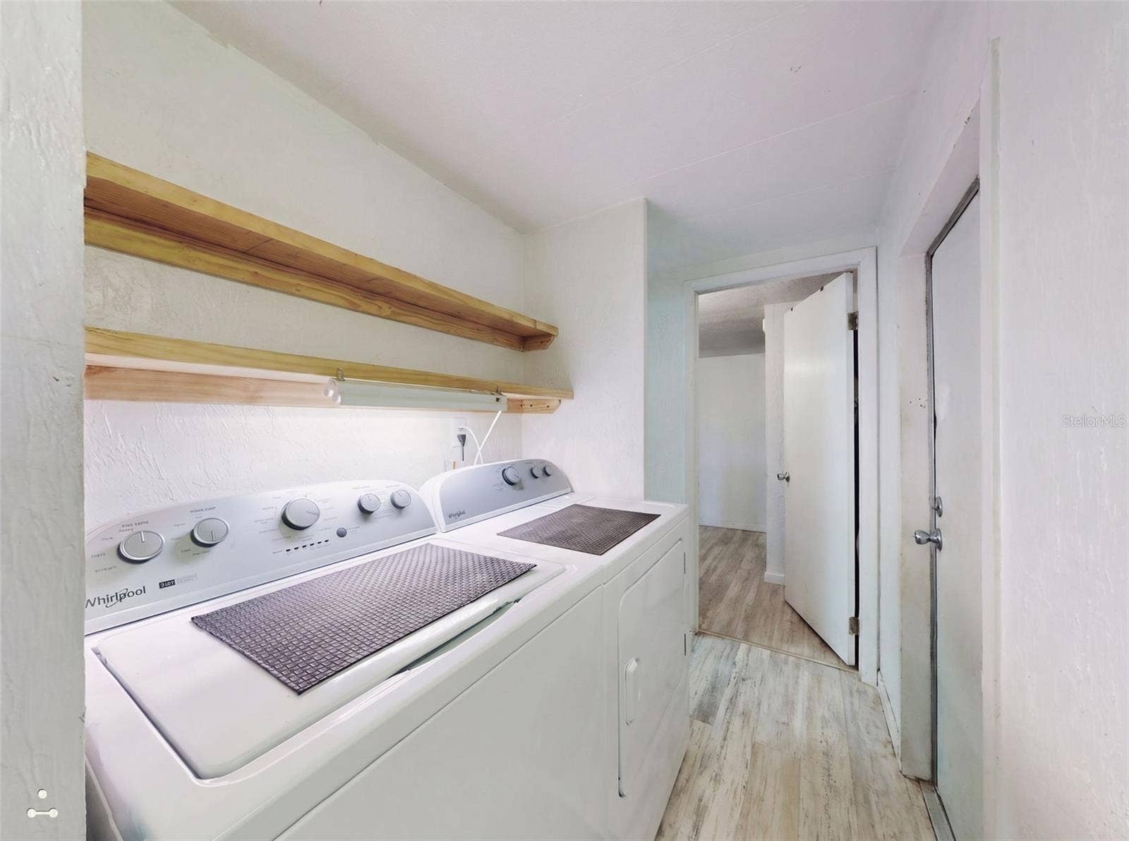 221 EVERGREEN TERRACE, Deland, FL 32724 Laundry Area