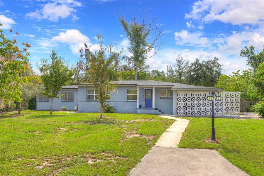 Property photo for 45 S UNIVERSITY CIRCLE, Deland, FL