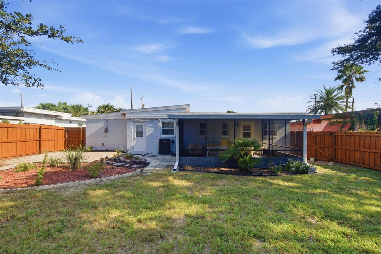 414 FLUSHING AVENUE, Daytona Beach, FL 32118