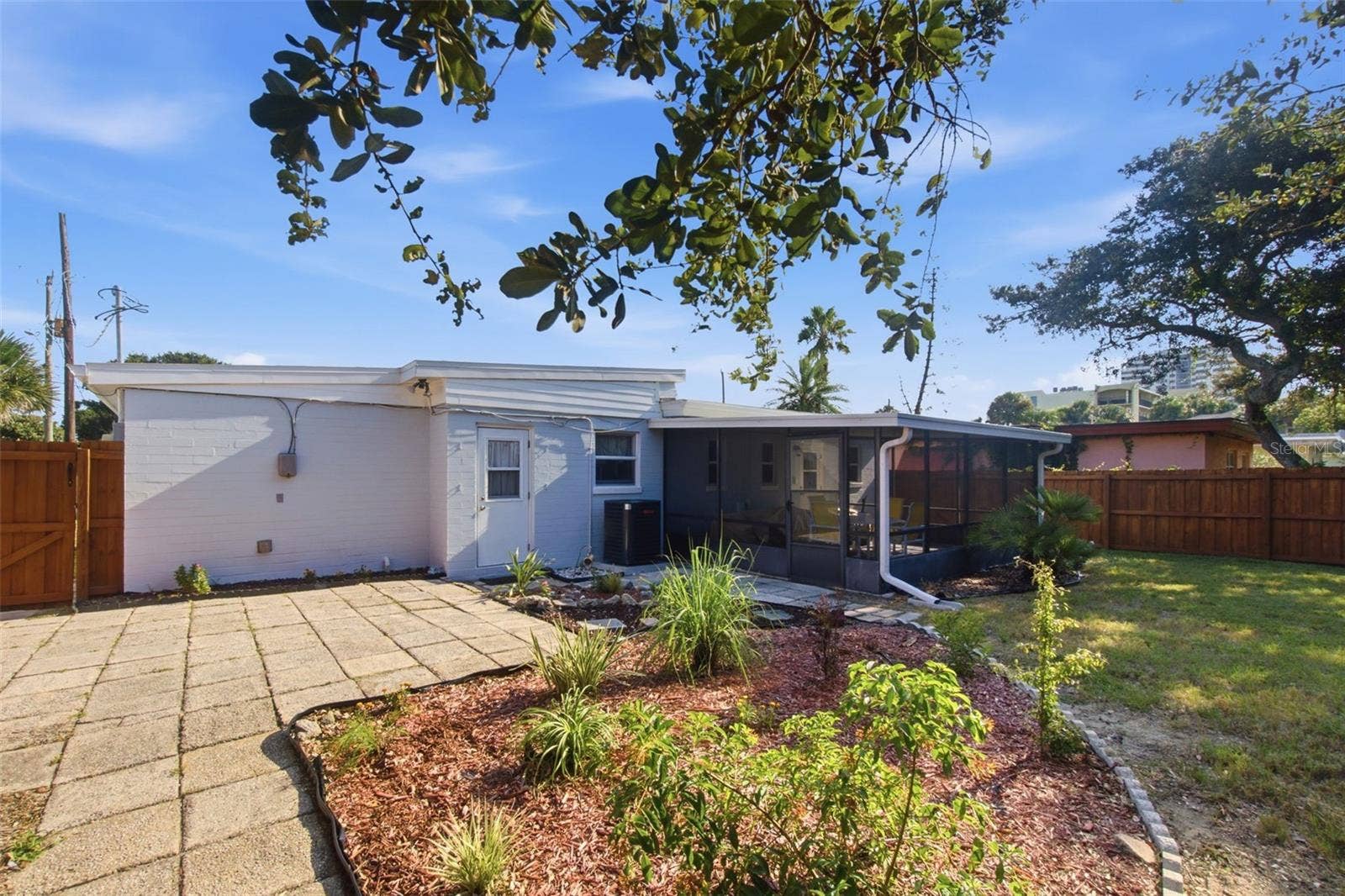 414 FLUSHING AVENUE, Daytona Beach, FL 32118