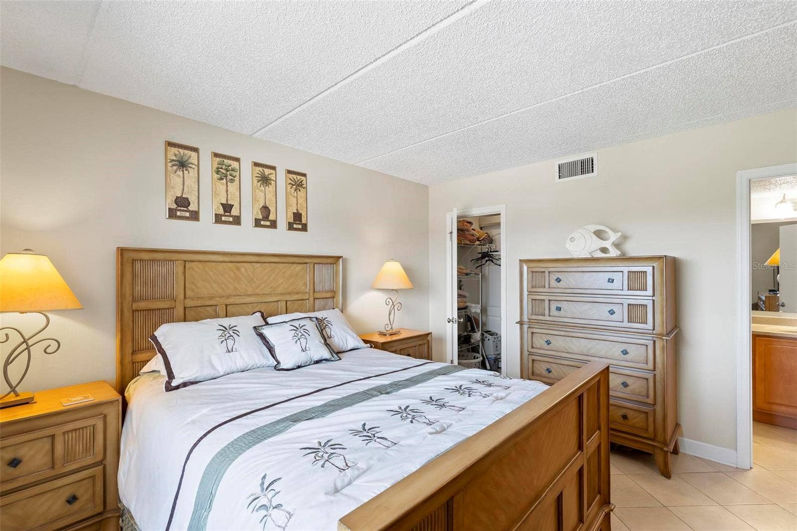 2700 OCEAN SHORE BOULEVARD, #315, Ormond Beach, FL 32176 2700 OCEAN SHORE BOULEVARD, #315, Ormond Beach, FL 32176