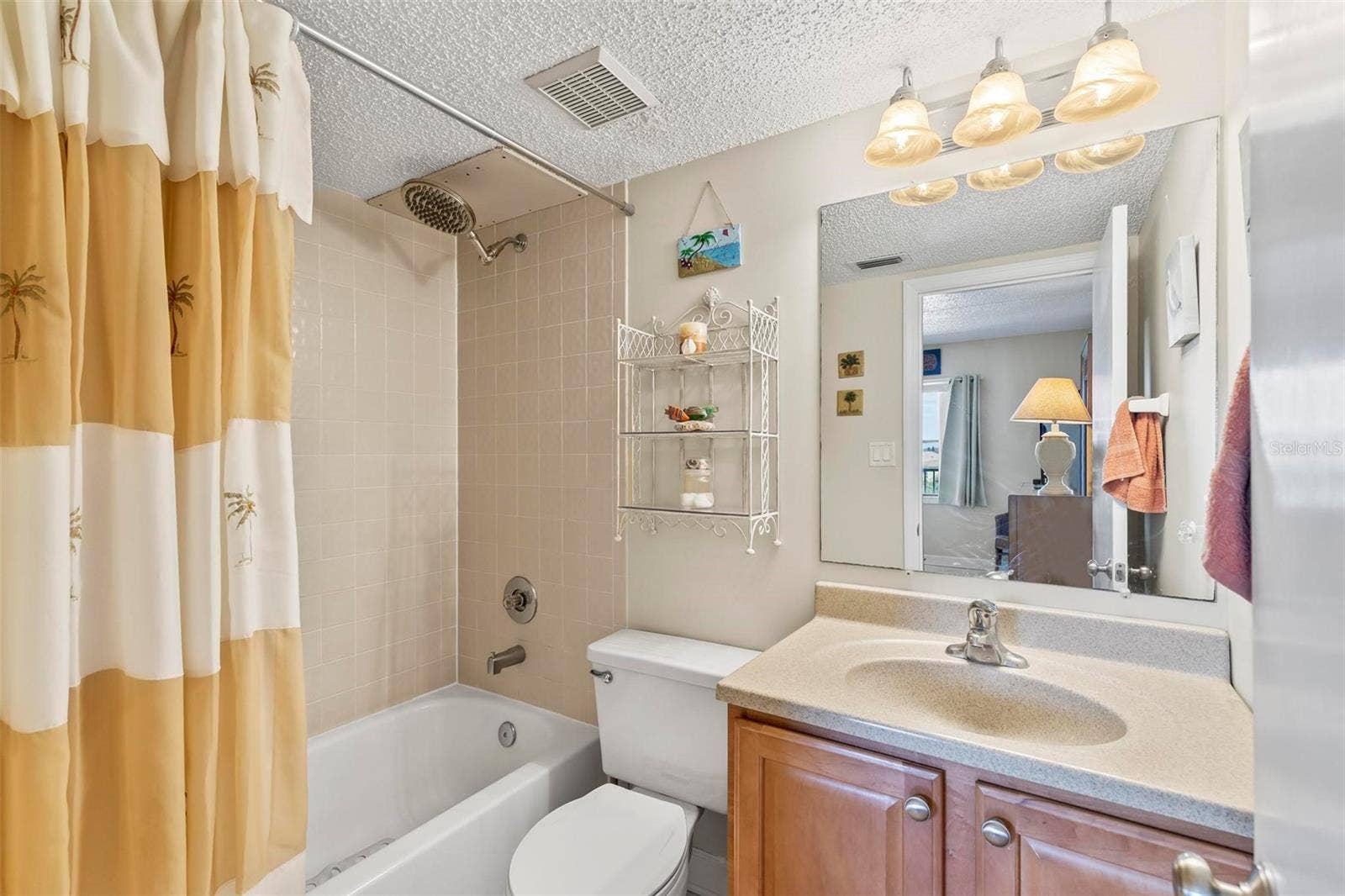 2700 OCEAN SHORE BOULEVARD, #315, Ormond Beach, FL 32176 2700 OCEAN SHORE BOULEVARD, #315, Ormond Beach, FL 32176