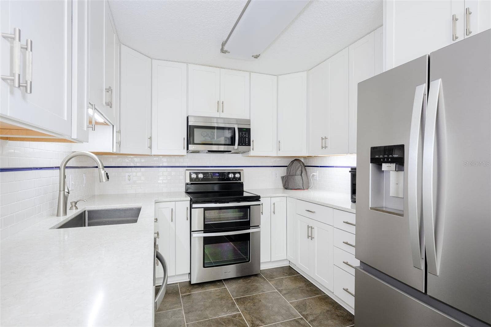 2525 S GLEN EAGLES DRIVE, Deland, FL 32724