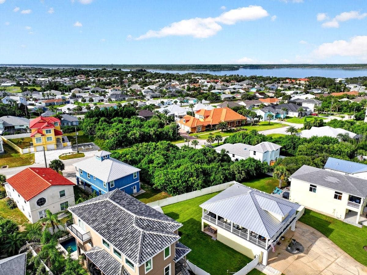 115 CAPRI DRIVE, Ormond Beach, FL 32176 115 CAPRI DRIVE, Ormond Beach, FL 32176