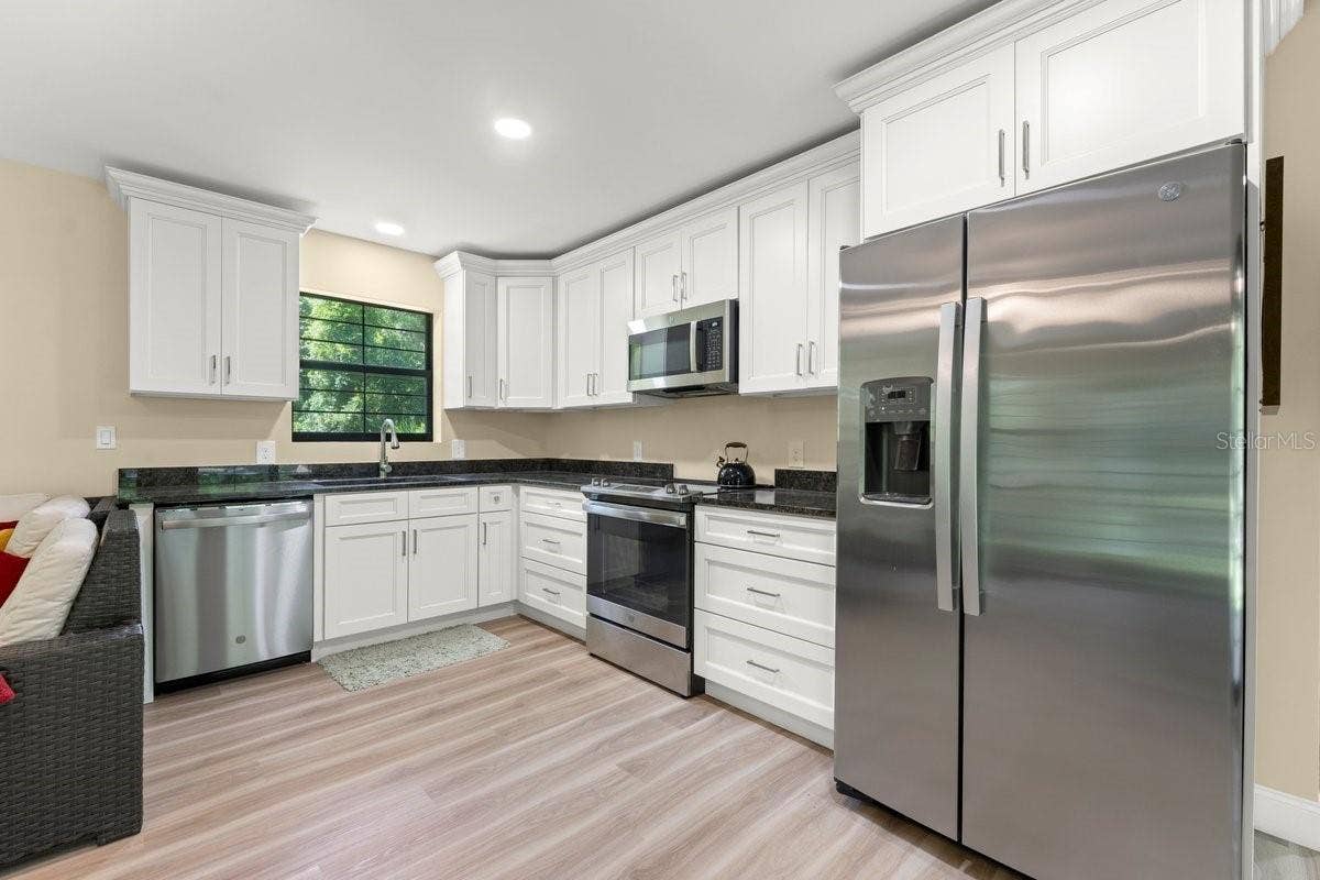 400 PINE BLUFF TRAIL, Ormond Beach, FL 32174