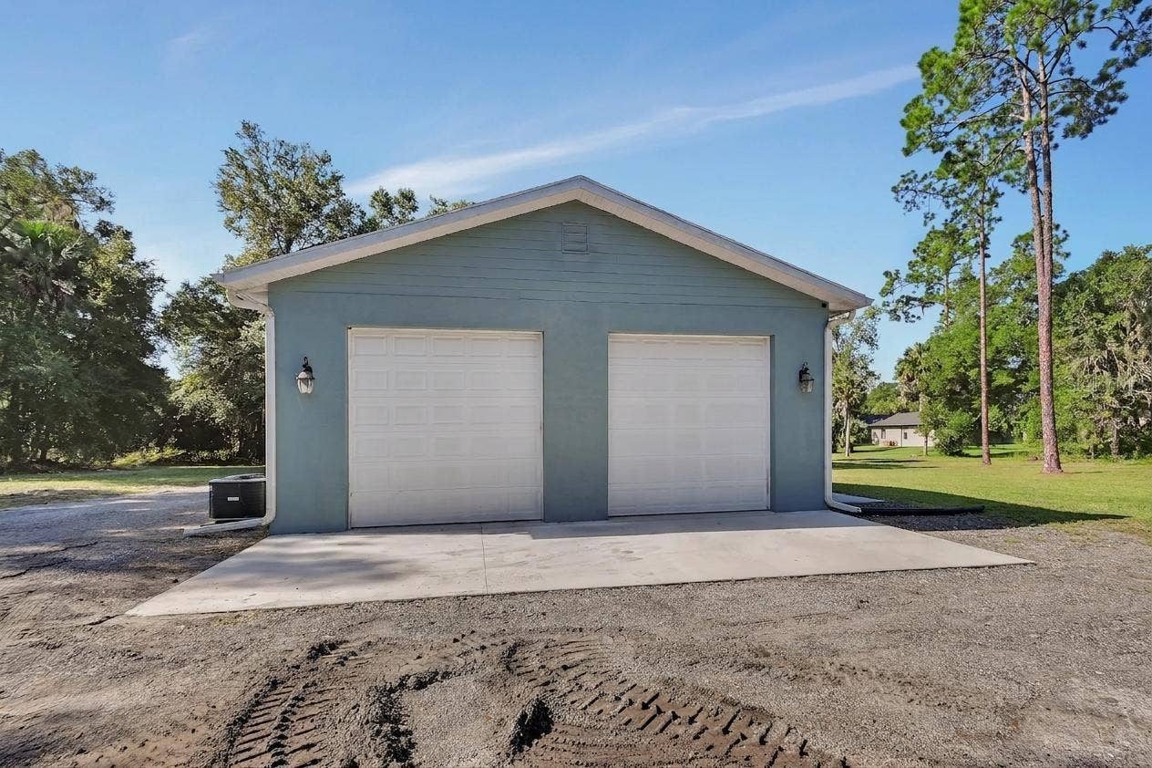 1925 GLENWOOD OAKS LANE, Deland, FL 32720