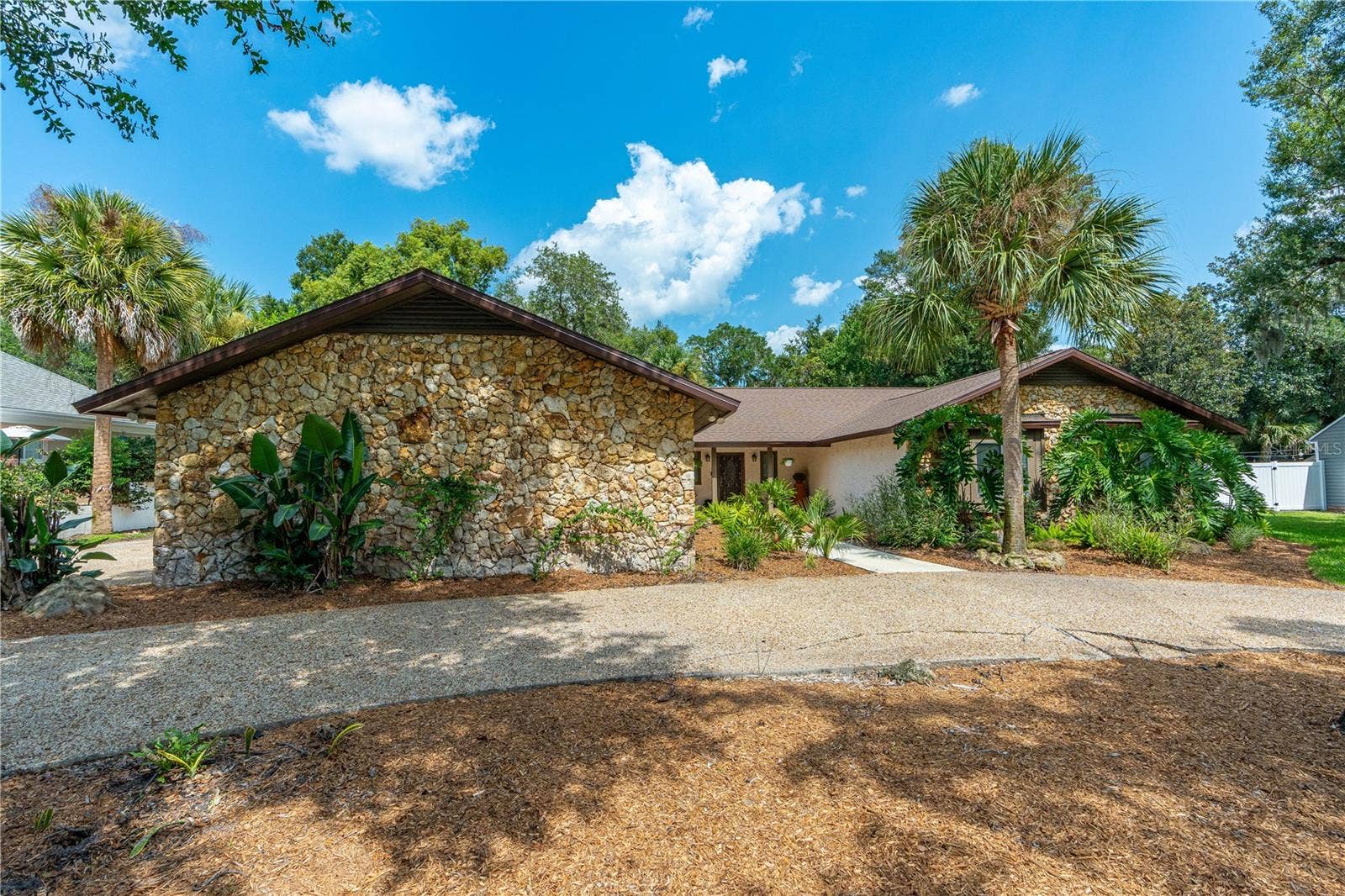 201 RIO PINAR DRIVE, Ormond Beach, FL 32174 201 RIO PINAR DRIVE, Ormond Beach, FL 32174