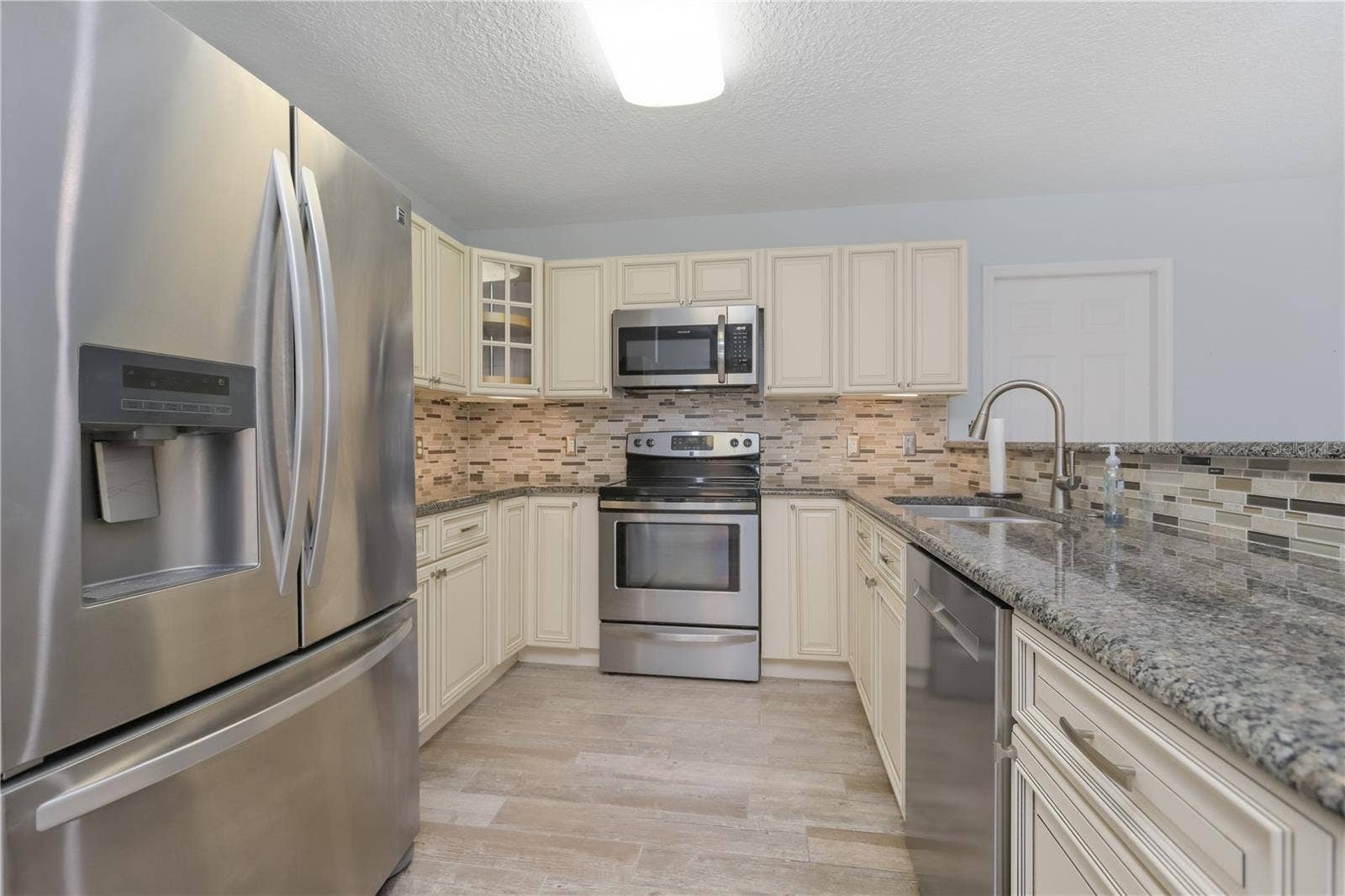2500 S GLEN EAGLES DRIVE, Deland, FL 32724