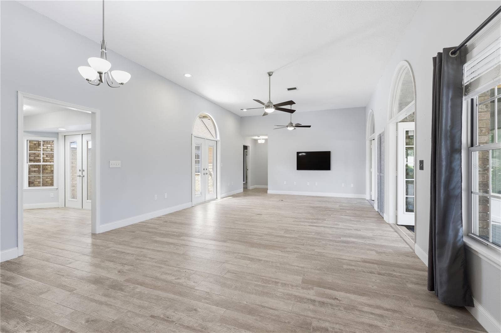 2500 S GLEN EAGLES DRIVE, Deland, FL 32724