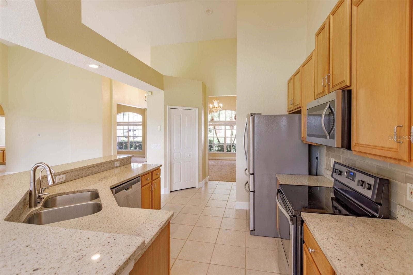 14017 SIERRA VISTA DRIVE, Orlando, FL 32837 14017 SIERRA VISTA DRIVE, Orlando, FL 32837