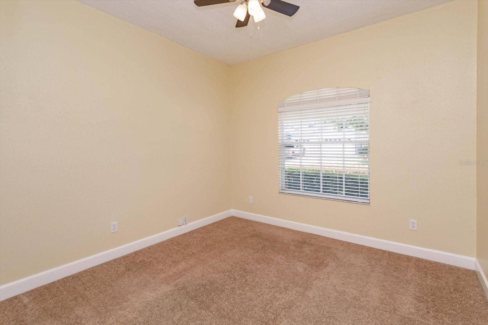 14017 SIERRA VISTA DRIVE, Orlando, FL 32837 14017 SIERRA VISTA DRIVE, Orlando, FL 32837