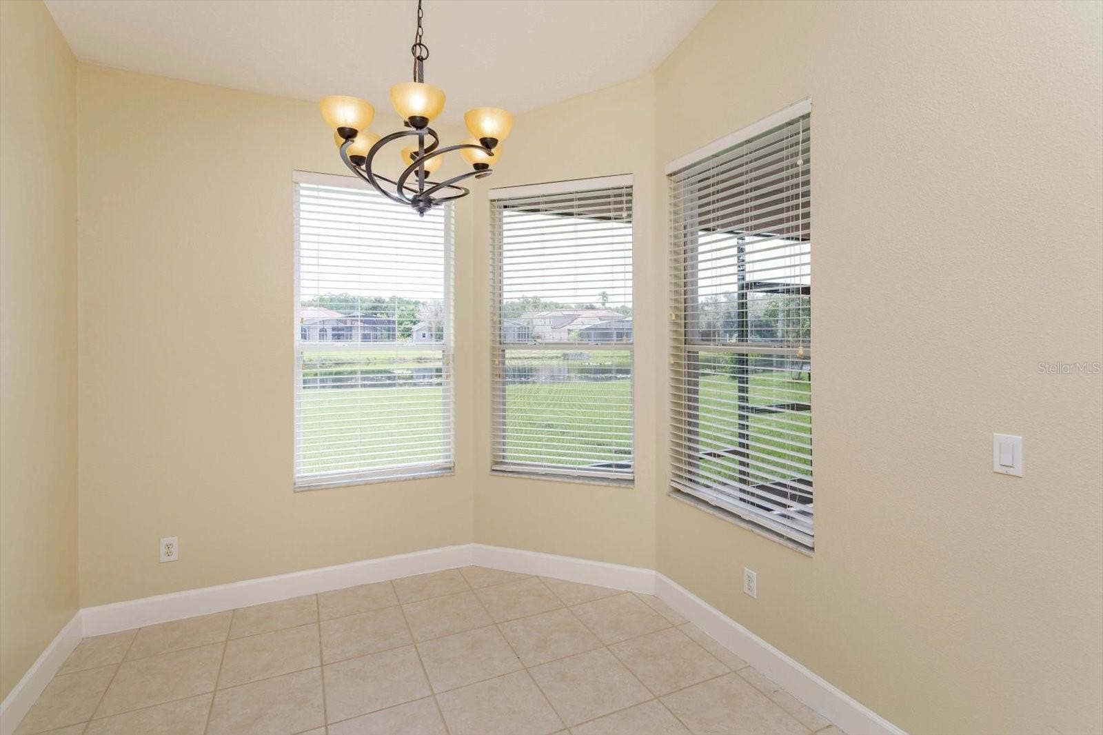 14017 SIERRA VISTA DRIVE, Orlando, FL 32837 14017 SIERRA VISTA DRIVE, Orlando, FL 32837