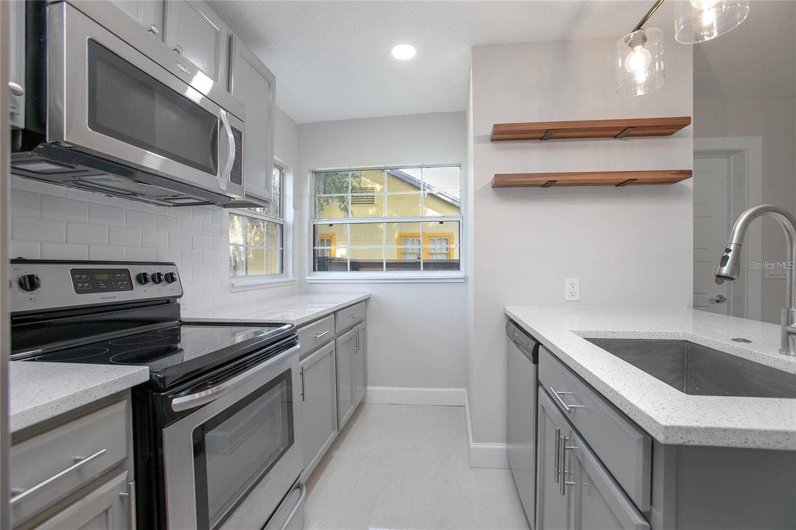 1014 TALTON AVE, Deland, FL 32720