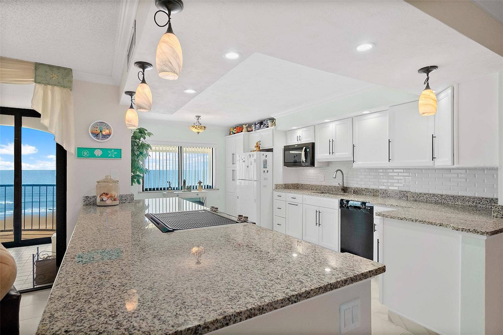 Tray ceiling