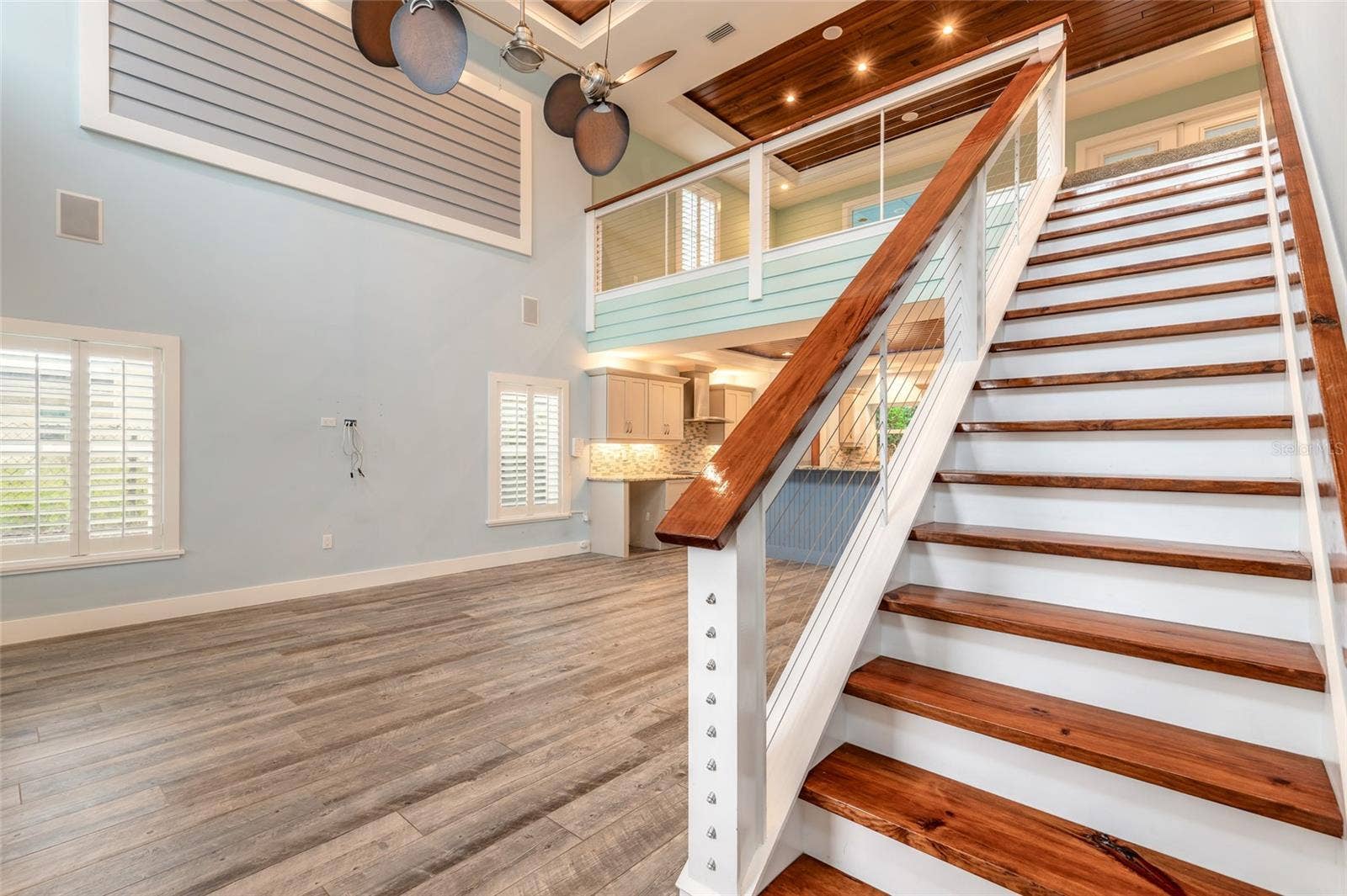 130 HERNANDEZ AVENUE, Ormond Beach, FL 32174 Staircase