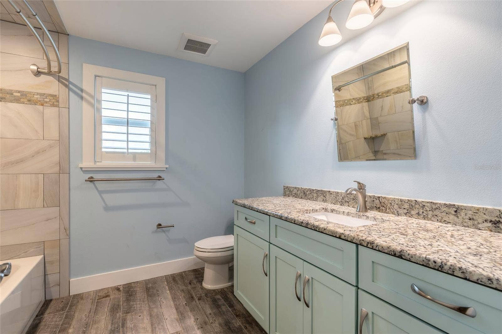 130 HERNANDEZ AVENUE, Ormond Beach, FL 32174 Guest Bath