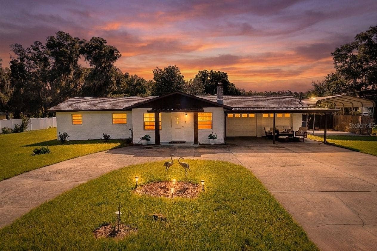 1701 N STONE STREET, Deland, FL 32720