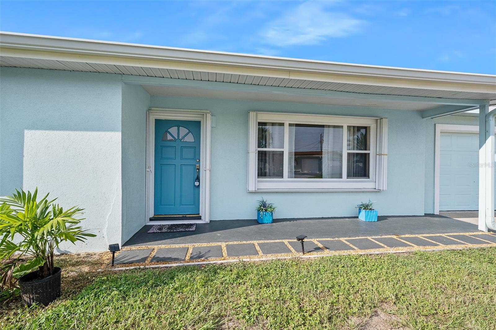 22 PLAZA DRIVE, Ormond Beach, FL 32176 Covered Front Porch