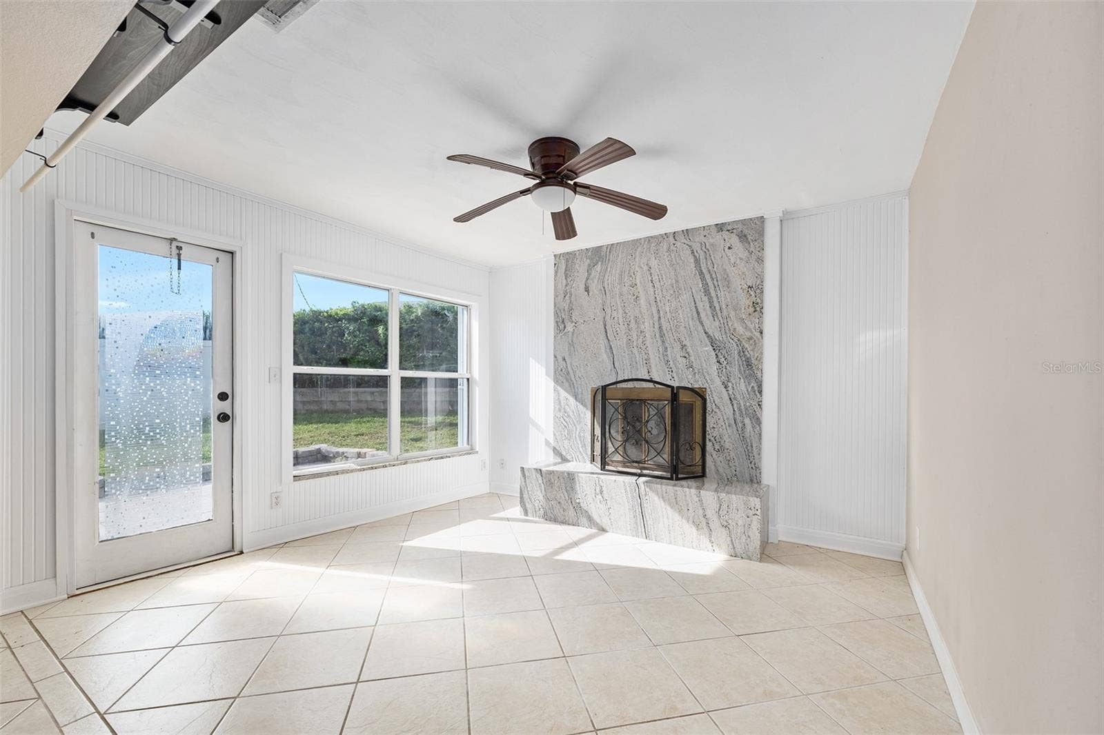 22 PLAZA DRIVE, Ormond Beach, FL 32176 Family room