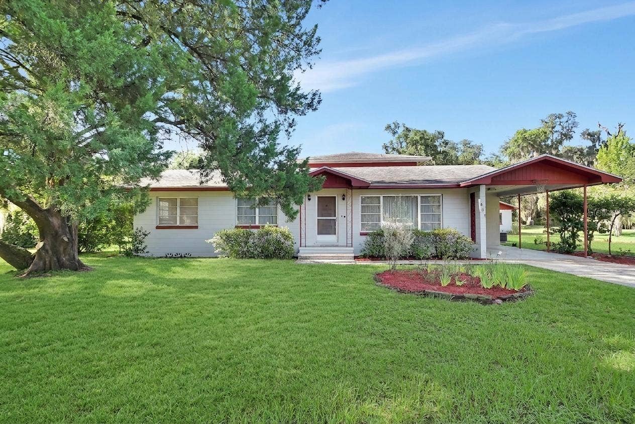 601 GLENWOOD ROAD, Deland, FL 32720 601 GLENWOOD ROAD, Deland, FL 32720