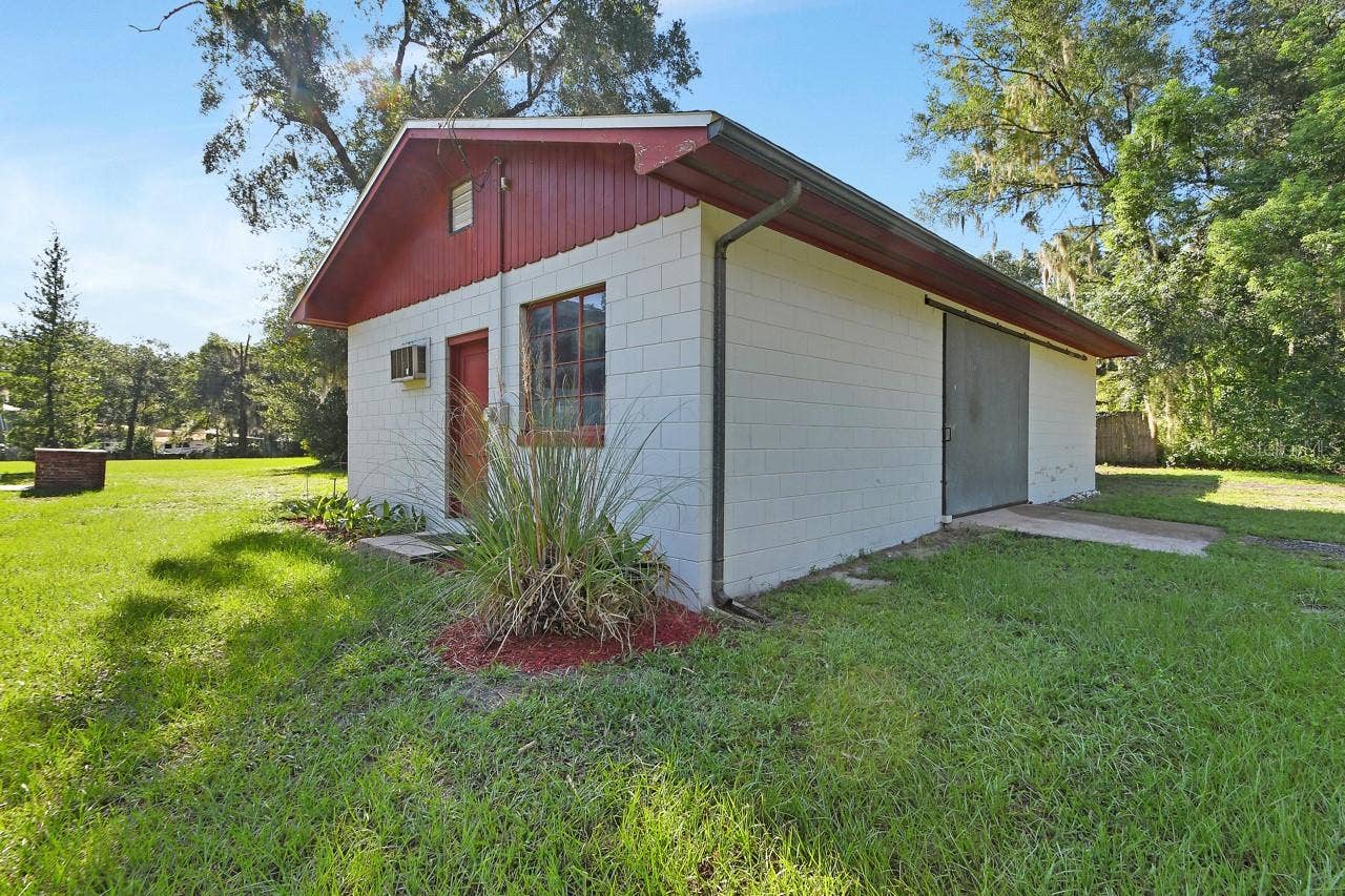 601 GLENWOOD ROAD, Deland, FL 32720 601 GLENWOOD ROAD, Deland, FL 32720