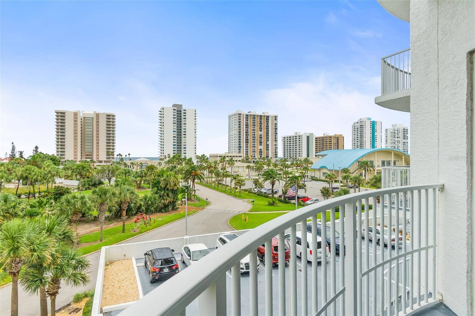 2 OCEANS WEST BOULEVARD, #406, Daytona Beach Shores, FL 32118