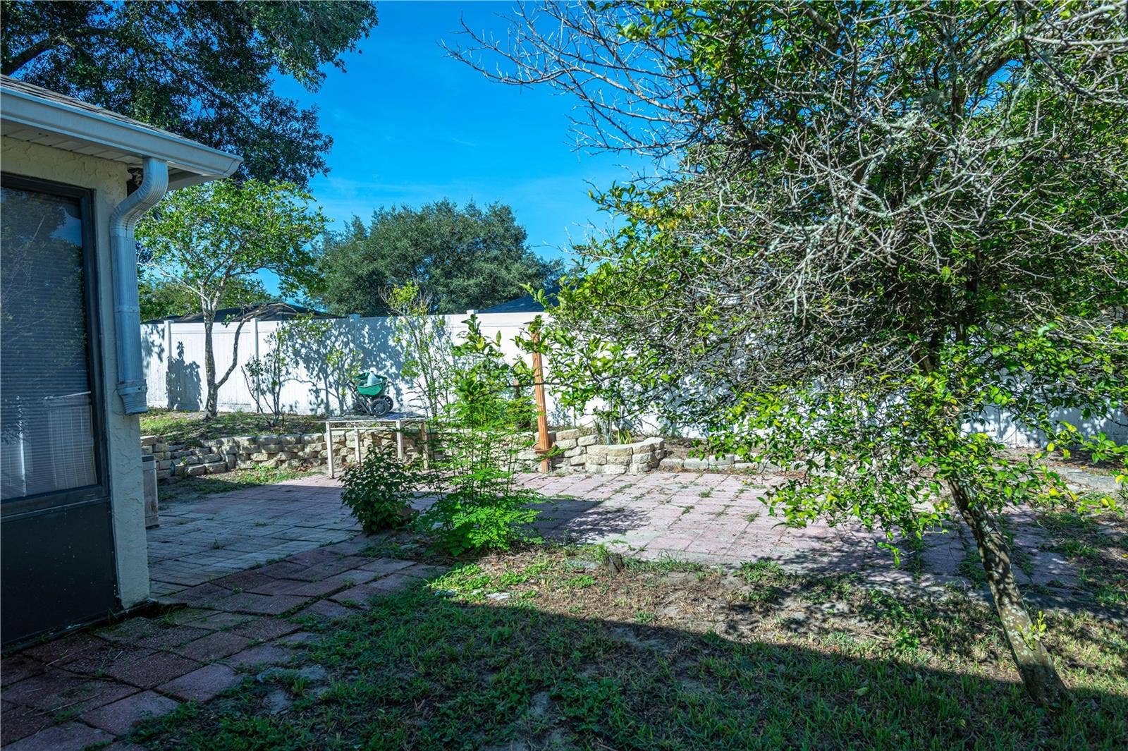 1306 ISLAND COVE DRIVE, Deland, FL 32724 1306 ISLAND COVE DRIVE, Deland, FL 32724