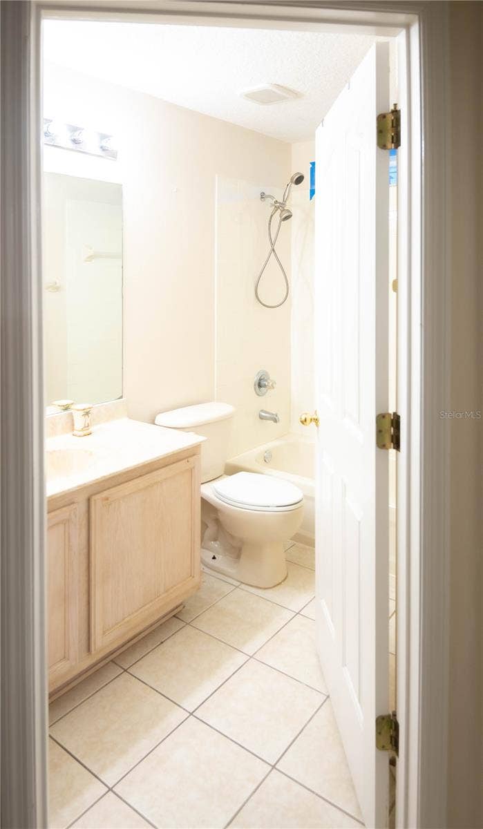 1306 ISLAND COVE DRIVE, Deland, FL 32724 1306 ISLAND COVE DRIVE, Deland, FL 32724