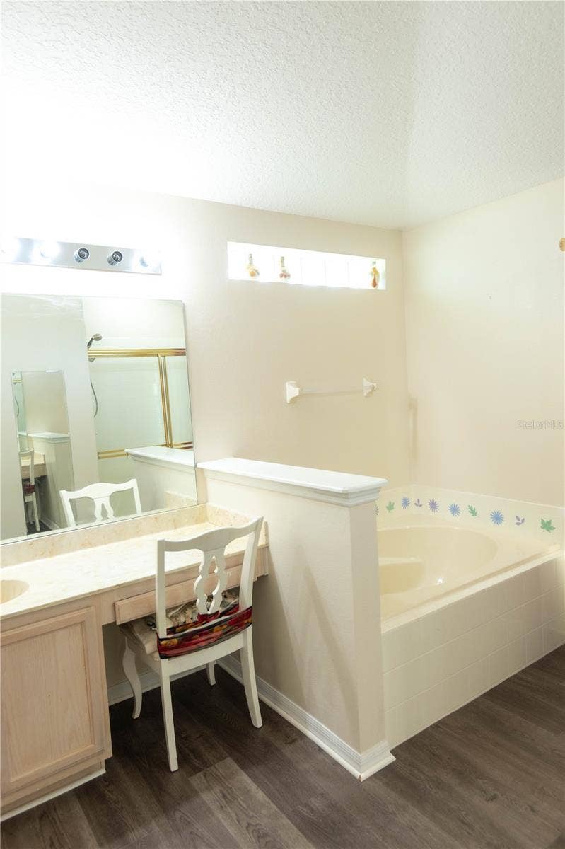 1306 ISLAND COVE DRIVE, Deland, FL 32724 1306 ISLAND COVE DRIVE, Deland, FL 32724