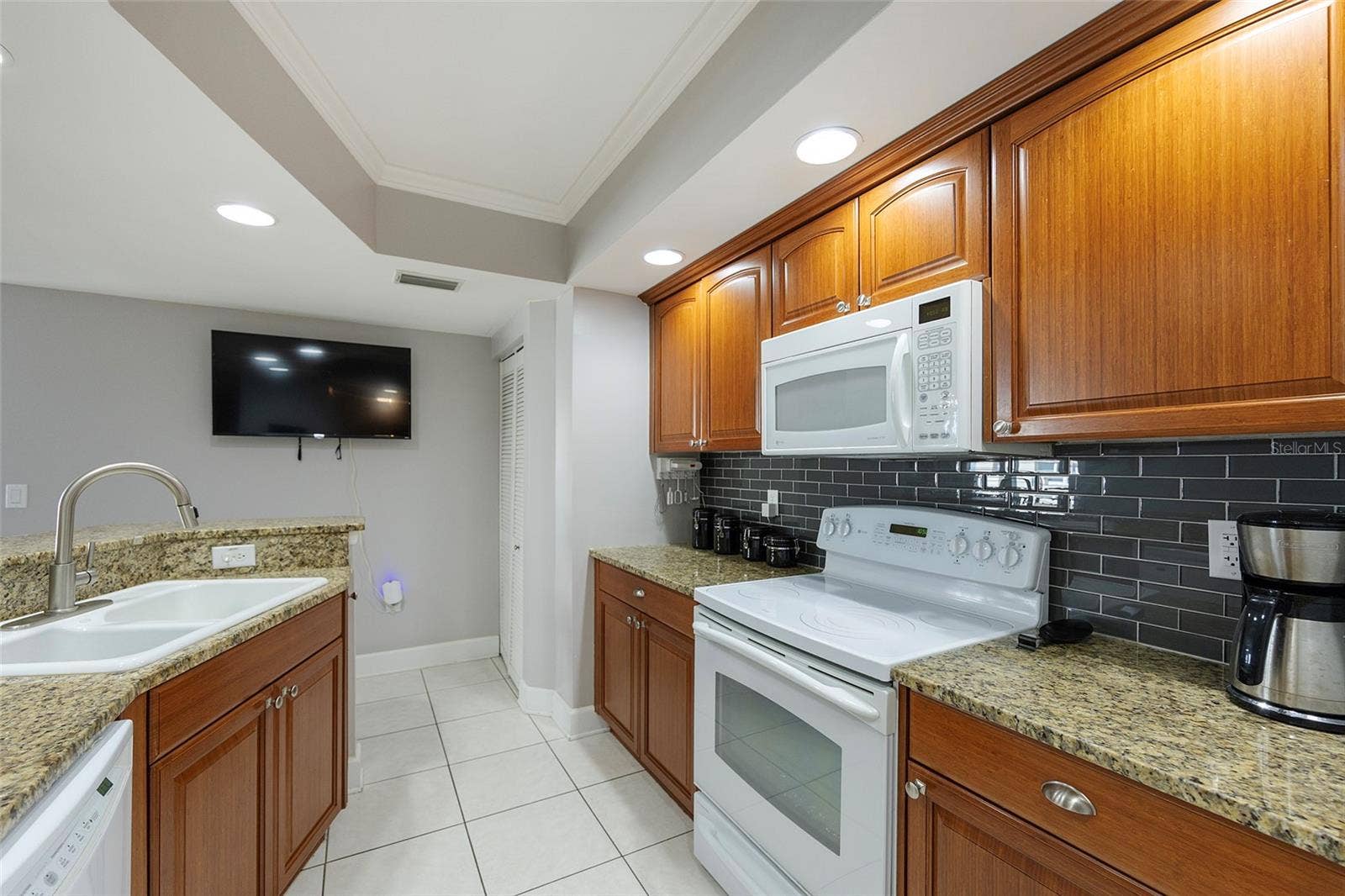 3315 S ATLANTIC AVENUE, #205, Daytona Beach Shores, FL 32118