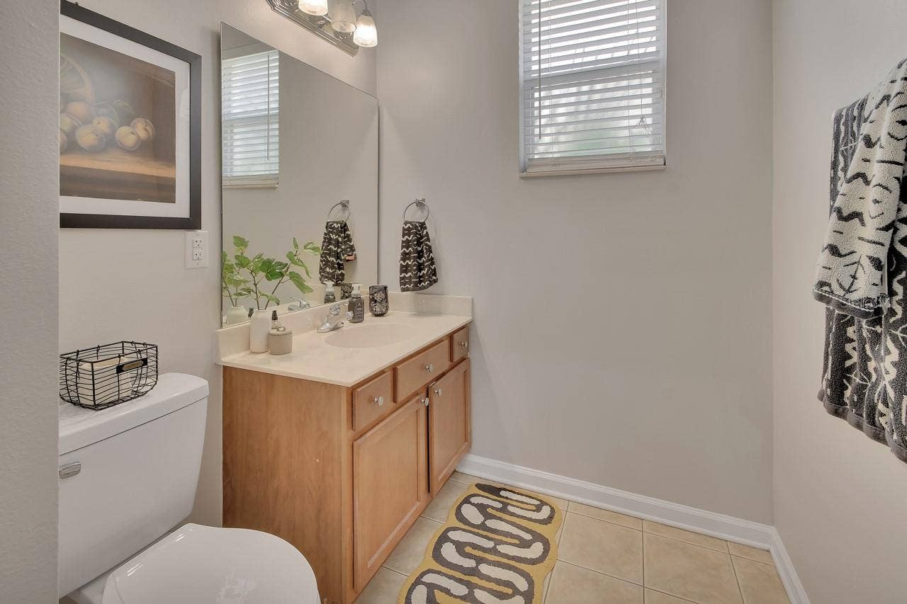 1/2 Bath Downstairs