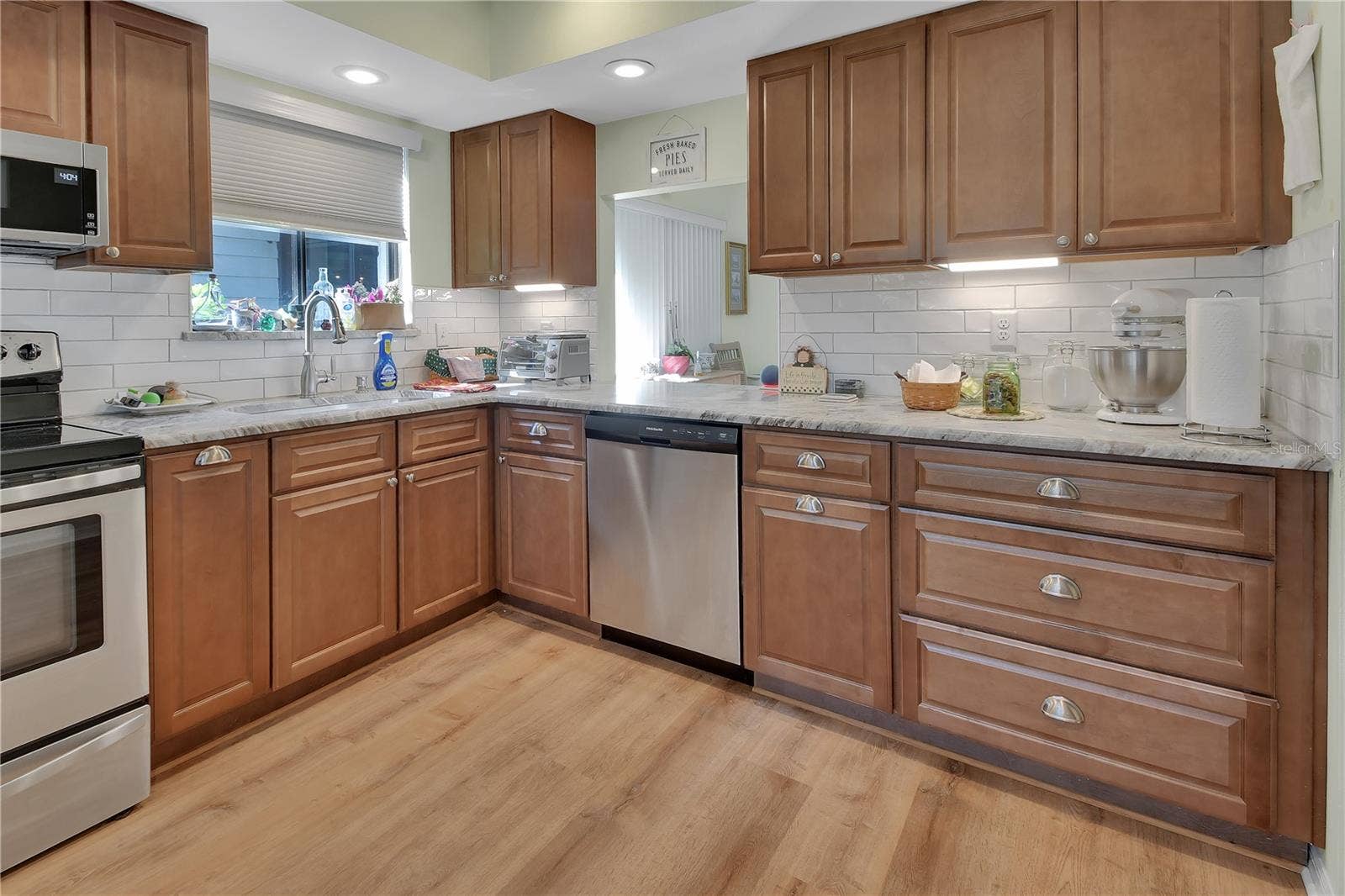 904 VILLAGE GREEN ROAD, #3, Deland, FL 32720 904 VILLAGE GREEN ROAD, #3, Deland, FL 32720
