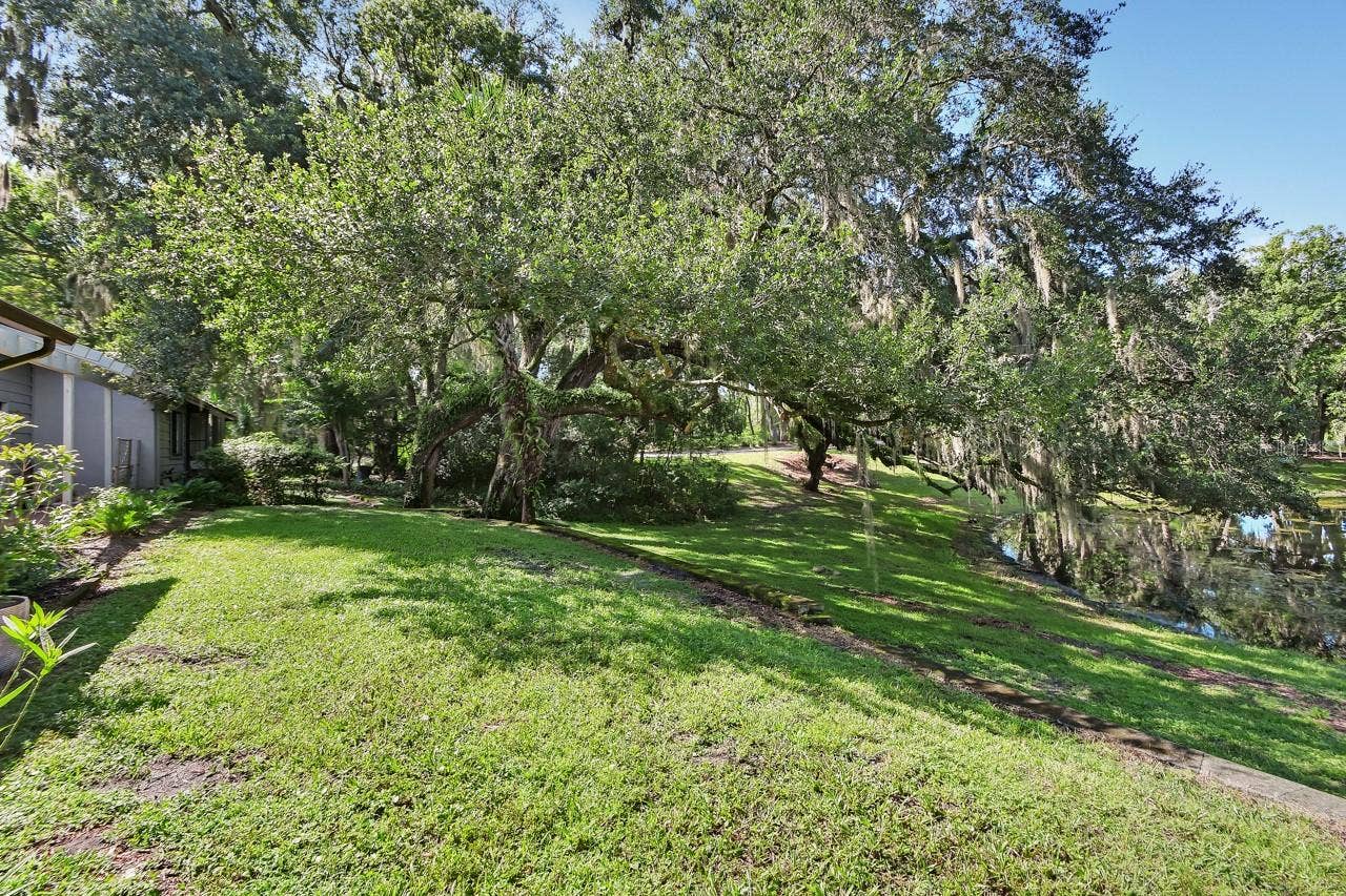 904 VILLAGE GREEN ROAD, #3, Deland, FL 32720 904 VILLAGE GREEN ROAD, #3, Deland, FL 32720