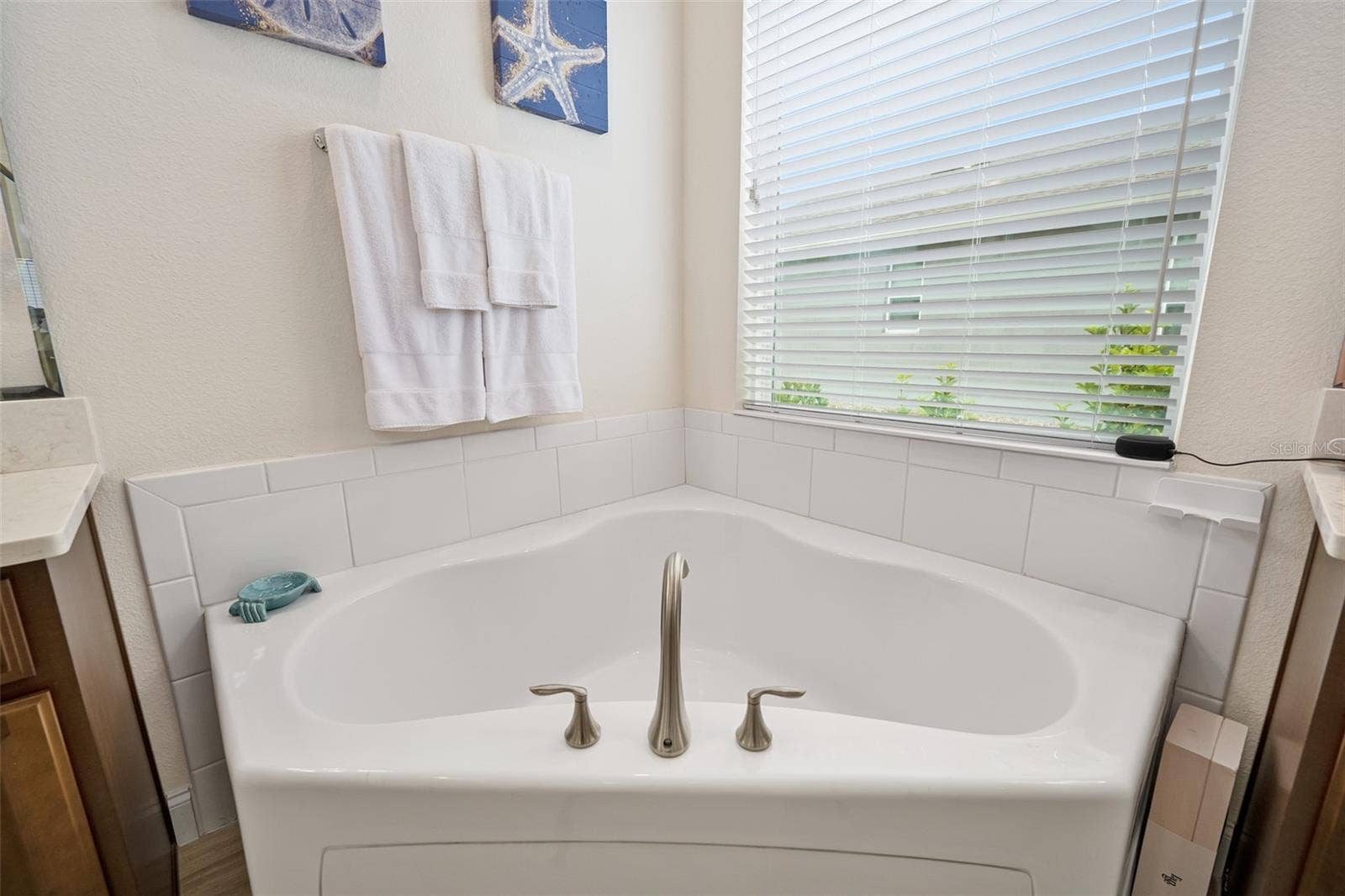 2844 MONAGHAN DRIVE, Ormond Beach, FL 32174 Primary bath