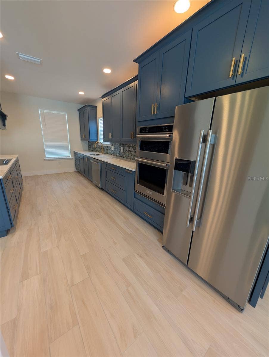 414 JESSAMINE BOULEVARD, Daytona Beach, FL 32118 Main House...kitchen