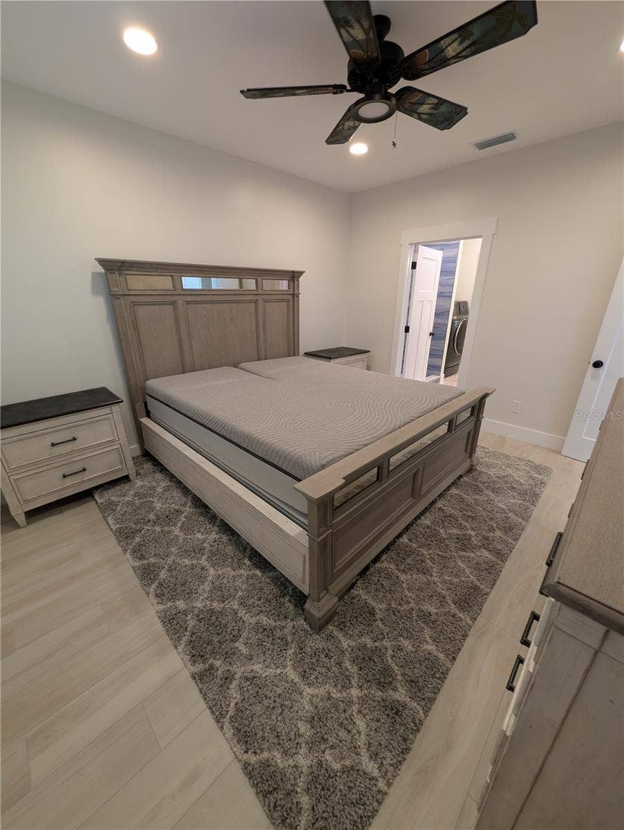 414 JESSAMINE BOULEVARD, Daytona Beach, FL 32118 Main House...primary bedroom