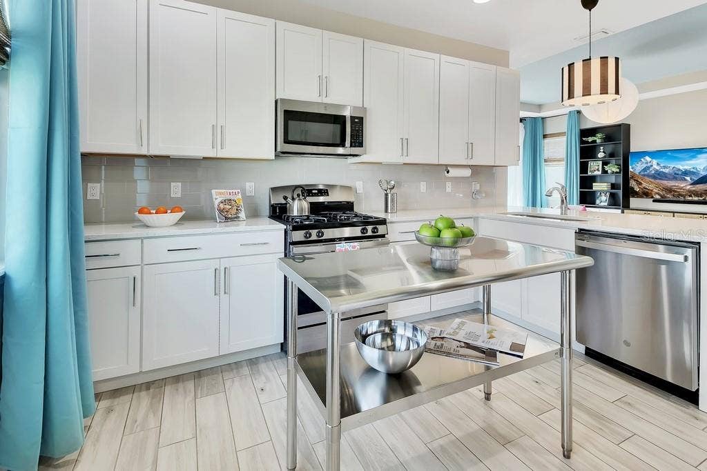 255 NORTHCOTE COURT, Deland, FL 32724