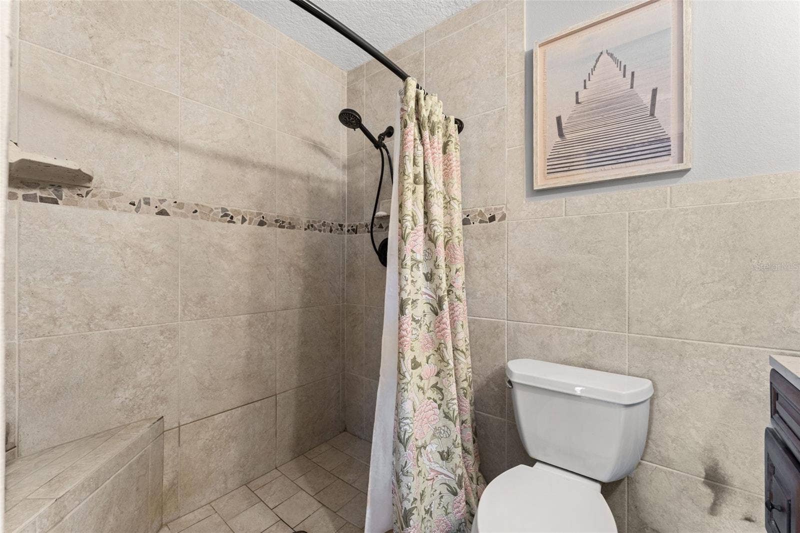 2131 W POINSETTIA DRIVE, Port Orange, FL 32128 2131 W POINSETTIA DRIVE, Port Orange, FL 32128