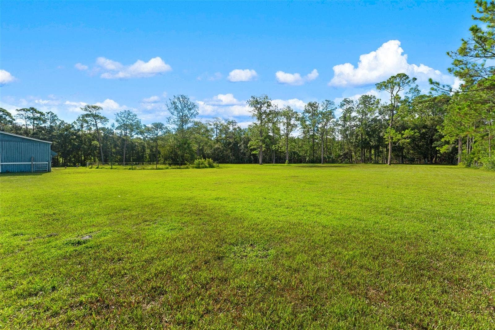 2131 W POINSETTIA DRIVE, Port Orange, FL 32128 2131 W POINSETTIA DRIVE, Port Orange, FL 32128