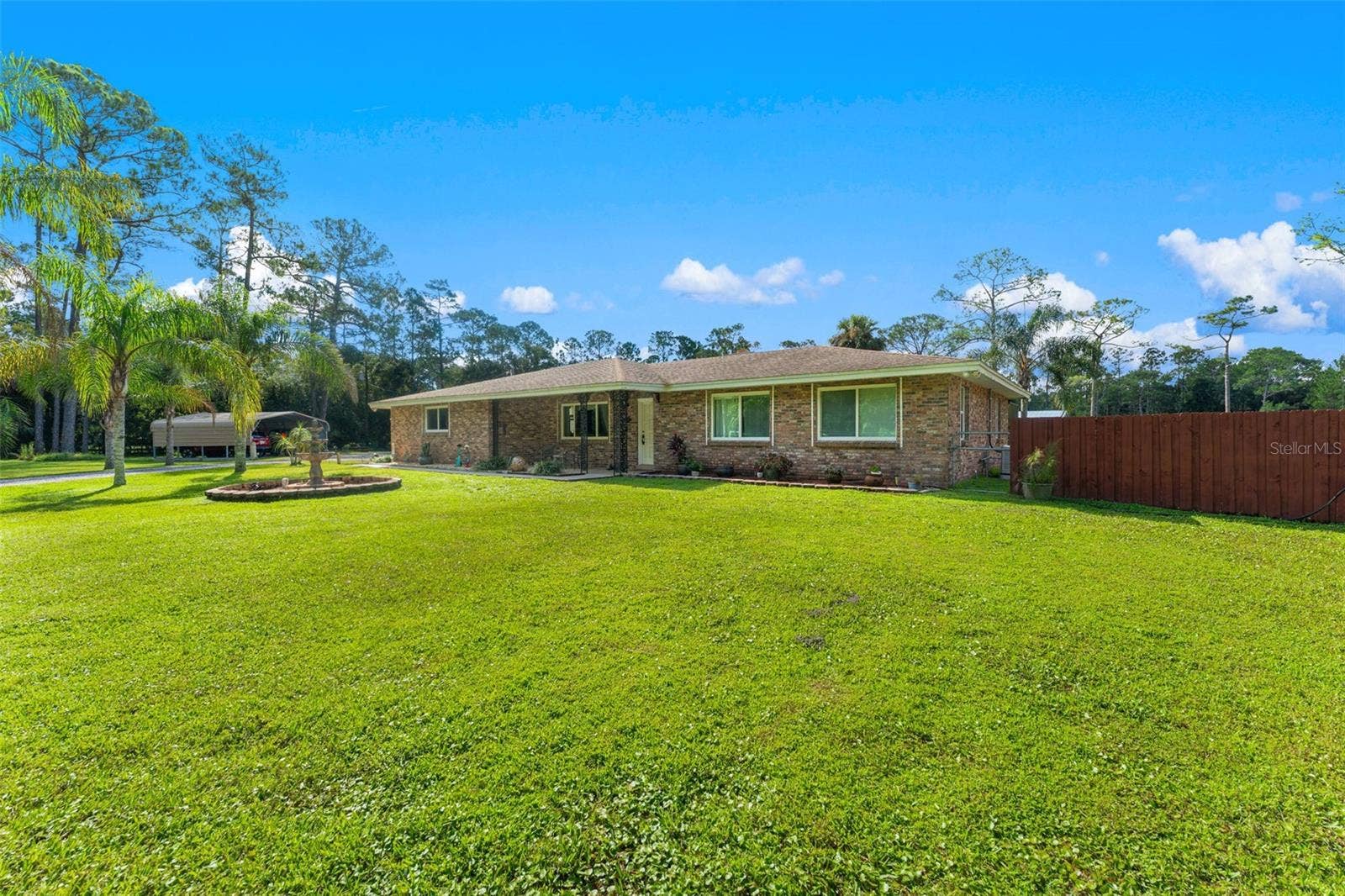 2131 W POINSETTIA DRIVE, Port Orange, FL 32128 2131 W POINSETTIA DRIVE, Port Orange, FL 32128