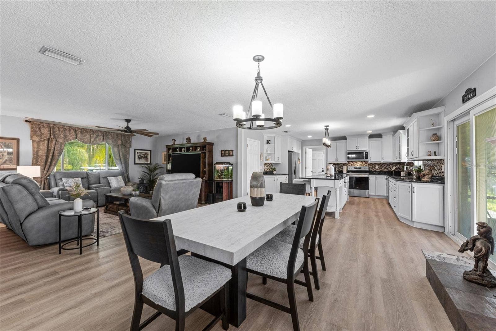 2131 W POINSETTIA DRIVE, Port Orange, FL 32128 2131 W POINSETTIA DRIVE, Port Orange, FL 32128